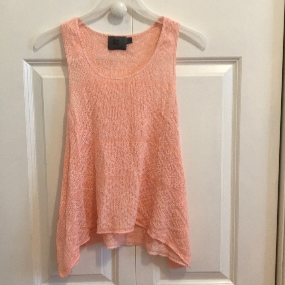 Peachy pink summer top!